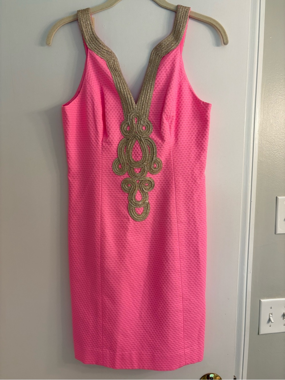 Lilly Pulitzer Emery Shift dress, pink pout with Gold crochet, size 0
